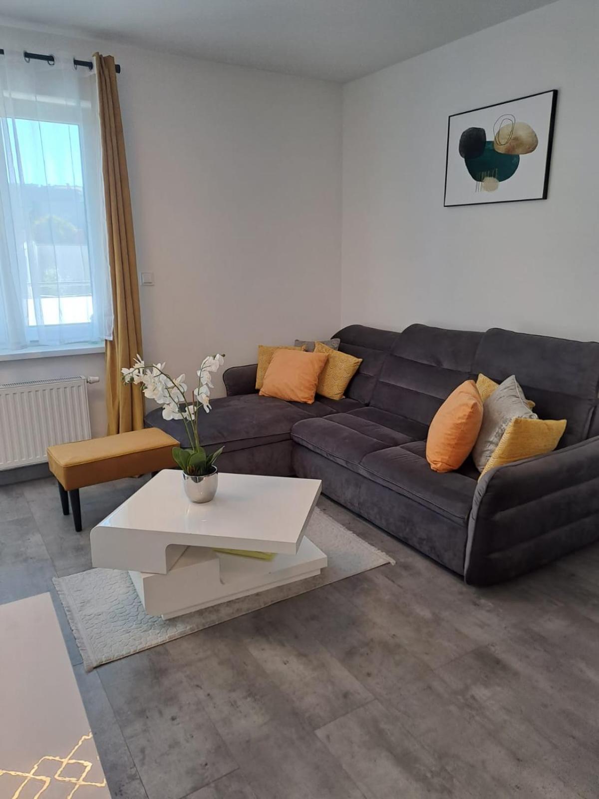 Apartament Sloneczny Διαμέρισμα Jelenia Góra Εξωτερικό φωτογραφία
